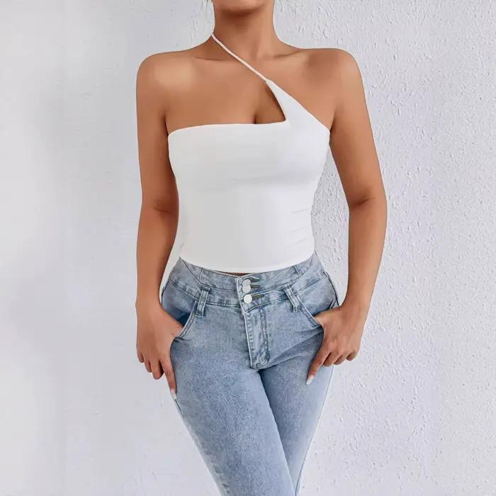 Haut court asymétrique blanc à une épaule pour femme, coupe ajustée, décolleté sexy, idéal pour les 