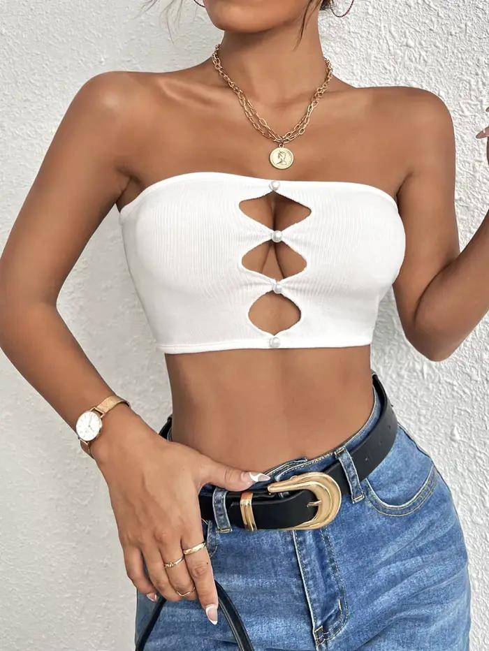 Haut court bustier blanc côtelé pour femme avec découpes et détails perles