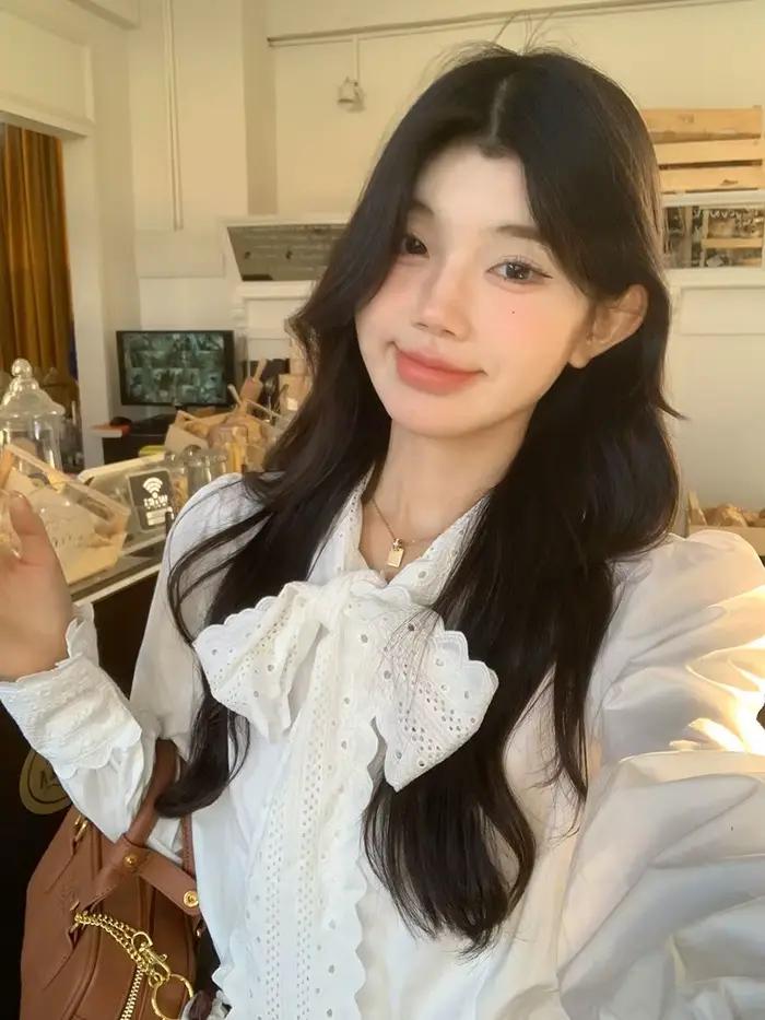 Chemise en dentelle blanche douce et polyvalente pour femme, haut à manches longues, nœud amincissan