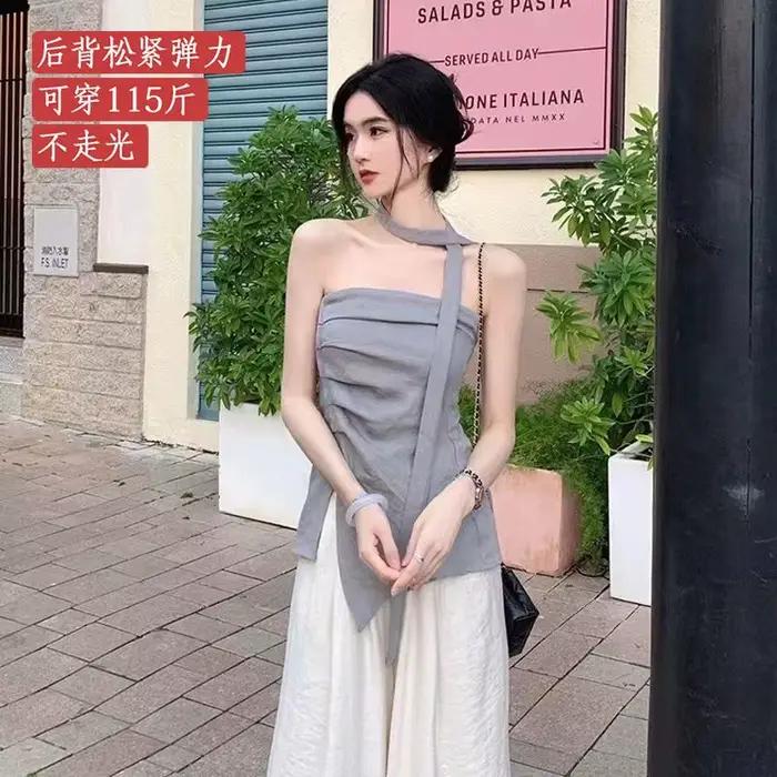 Haut bustier à épaules dénudées pour femmes, avec un design asymétrique pour les déplacements et les