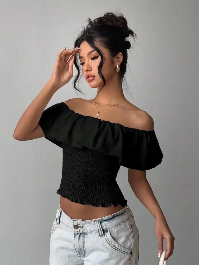 Haut asymétrique amincissant et cintré pour femme – Tendance mode féminine