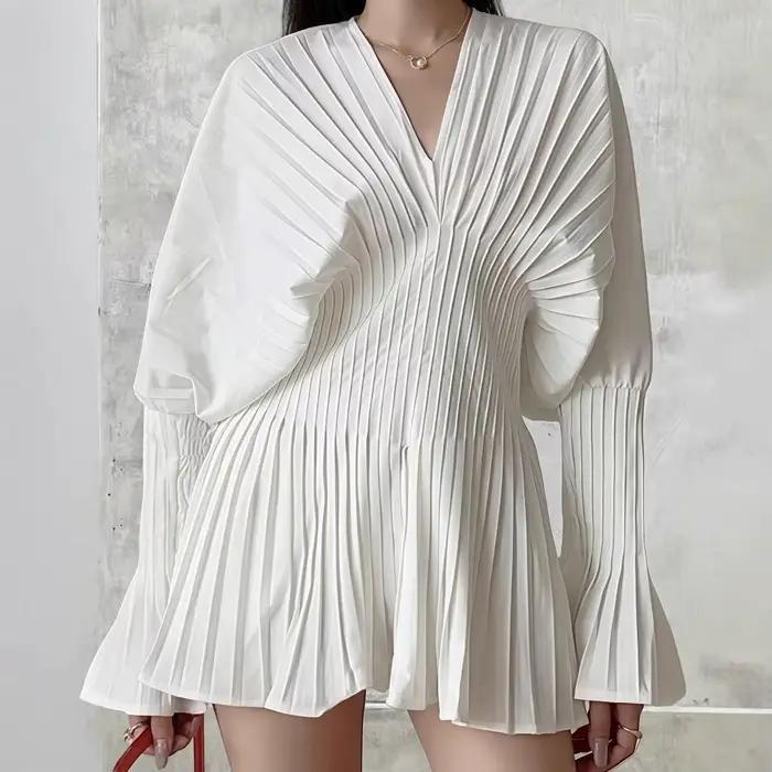 Chemise blanche avec taille plissée