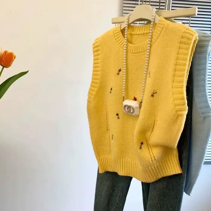 Pull sans manches à fleurs brodées bleues pour femmes
