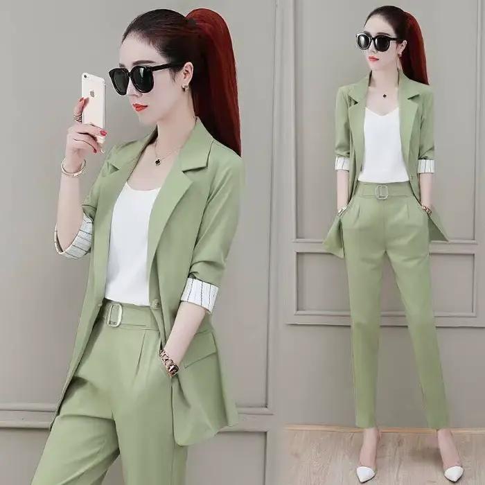 Costume deux pièces blazer et pantalon crayon pour femme, élégant et confortable, style bureau dame, couleur rose irritant, occasionnels spéciaux et tenues de bureau