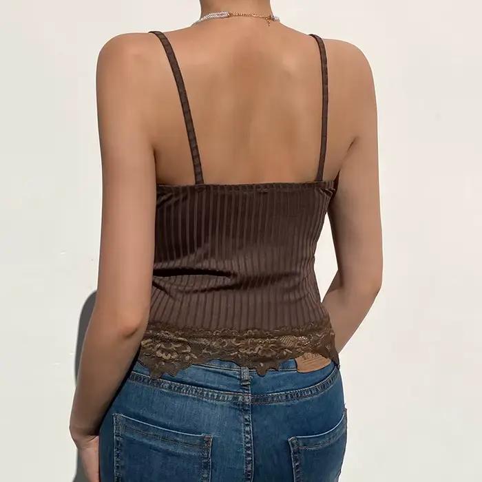 Camisole en patchwork de dentelle esthétique gothique pour femme