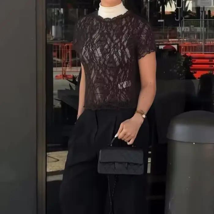Nouveau haut court en dentelle tendance