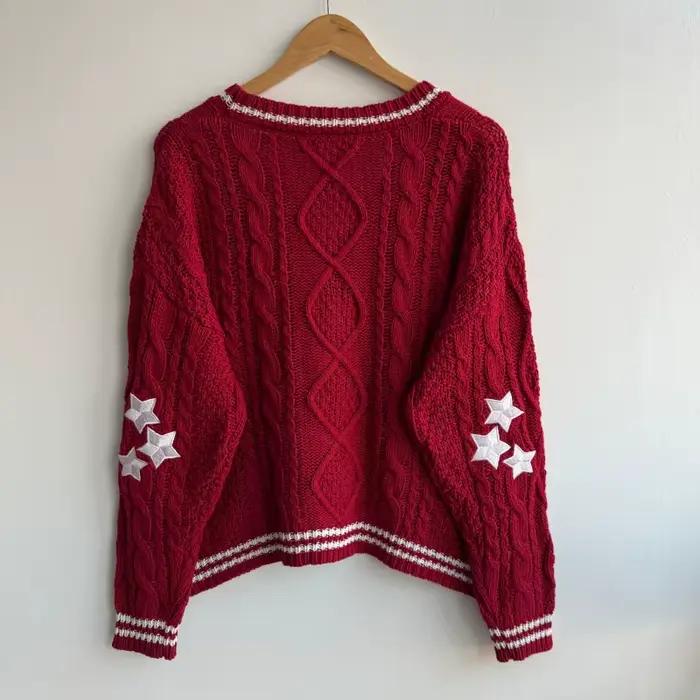 Cardigan Rouge Brodé d'Etoiles Pour Femme Décontracté En Acrylique Et Polyester Pour Les Fêtes De Fin D'Année Occasions Spéciales Et Tenues Polyvalentes