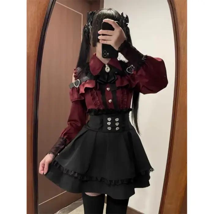 Ensemble deux pièces Yami Kawaii – Chemisier en dentelle et mini jupe