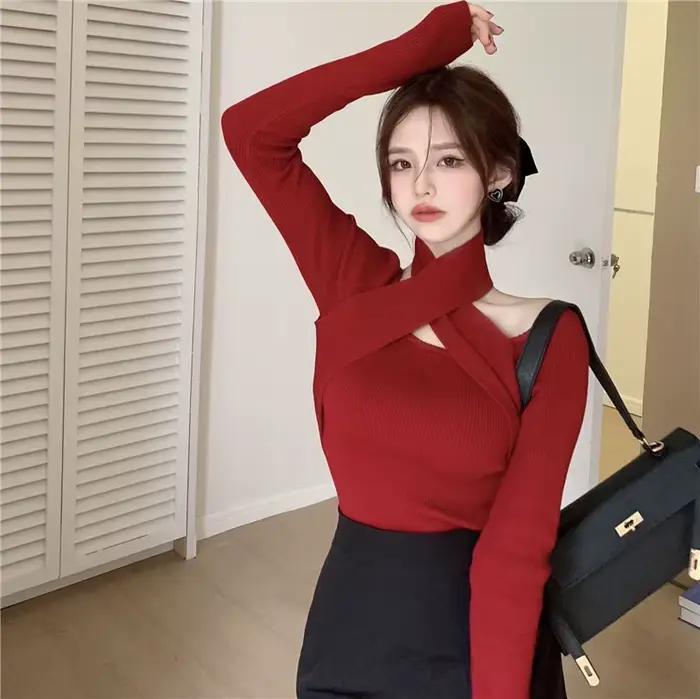 Pull à manches longues et col licou pour filles