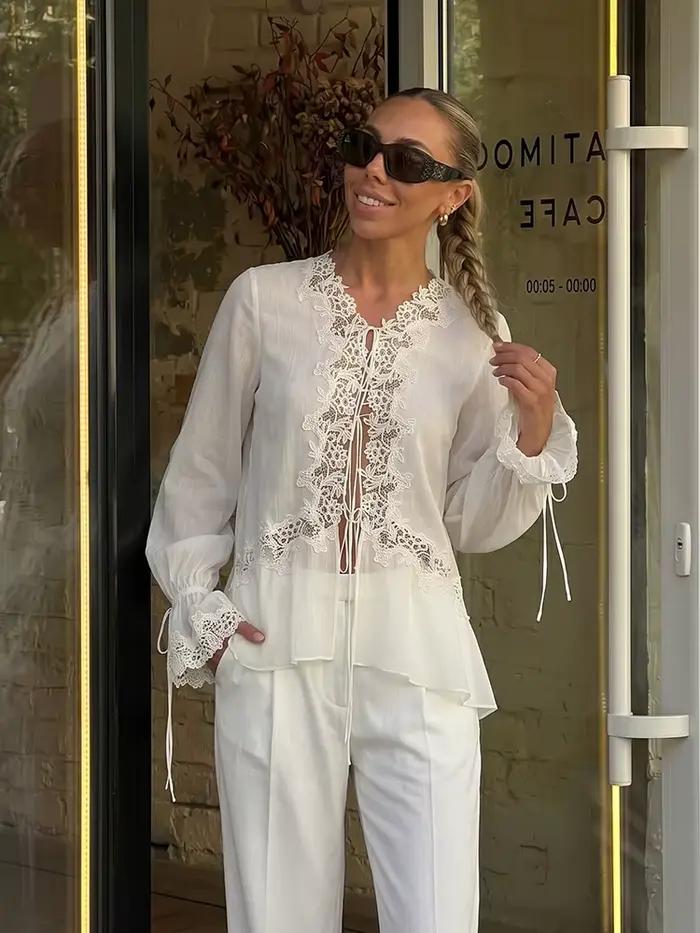 Chemisier en mousseline transparente HH élégant et minimaliste avec dentelle à nouer devant coupe ample pour tenue décontractée ou professionnelle au bureau occasions spéciales