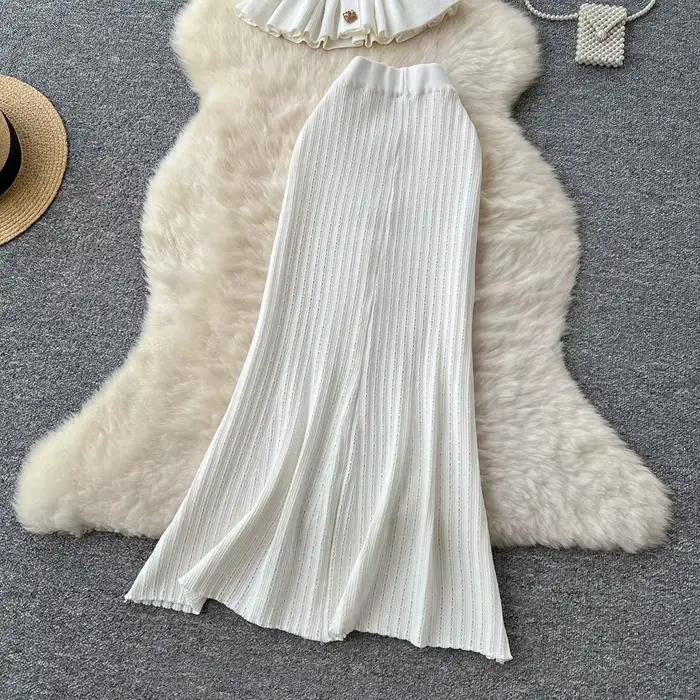 Ensemble deux pièces élégant en élasthanne et polyester de la marque YUOOMUOO pour femmes, hauts col en V et jupes à volants pour occasions spéciales