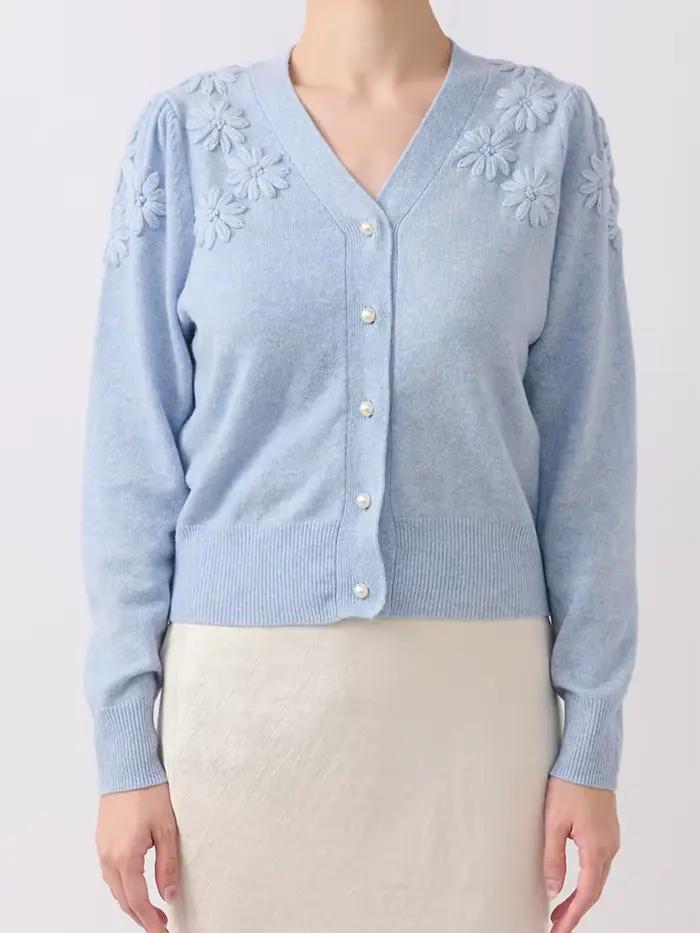 Pull brodé floral à col en V pour femmes