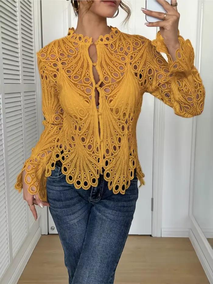 Chemise en dentelle blanche décontractée avec motifs floraux pour femmes, style Boho Y2K, idéale pour les vacances et les occasions spéciales