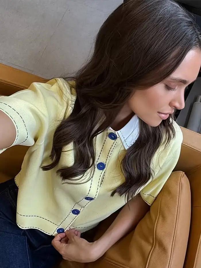 Pull en polyester jaune décontracté pour femmes, élégant et confortable pour les journées automnales et les sorties décontractées