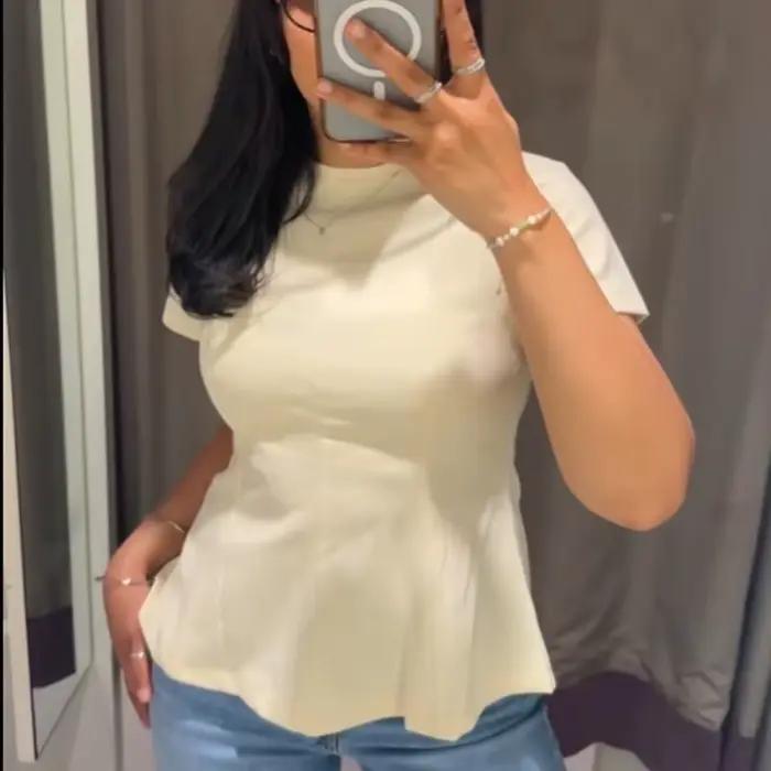 T-shirt plissé élégant pour femme