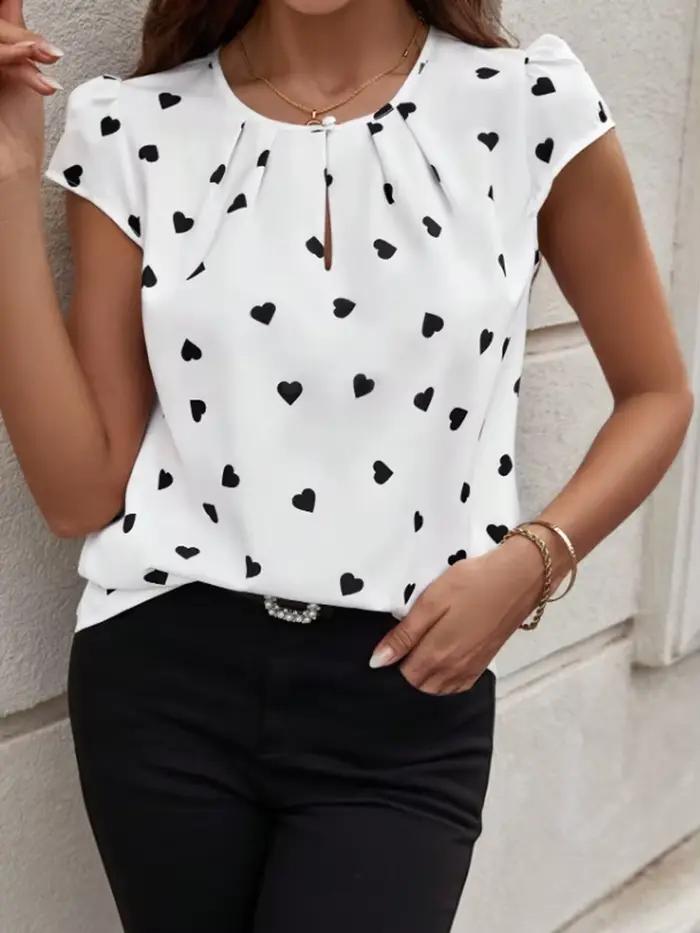 Chemise plissée à manches courtes et col rond pour femme
