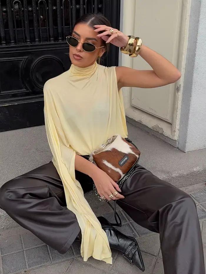 HH Femme 2026 Printemps Mode Haut Polyvalent à Col Montant et Drapé Asymétrique Élégant Coupe Slim Style Urbain Décontracté et Soirée