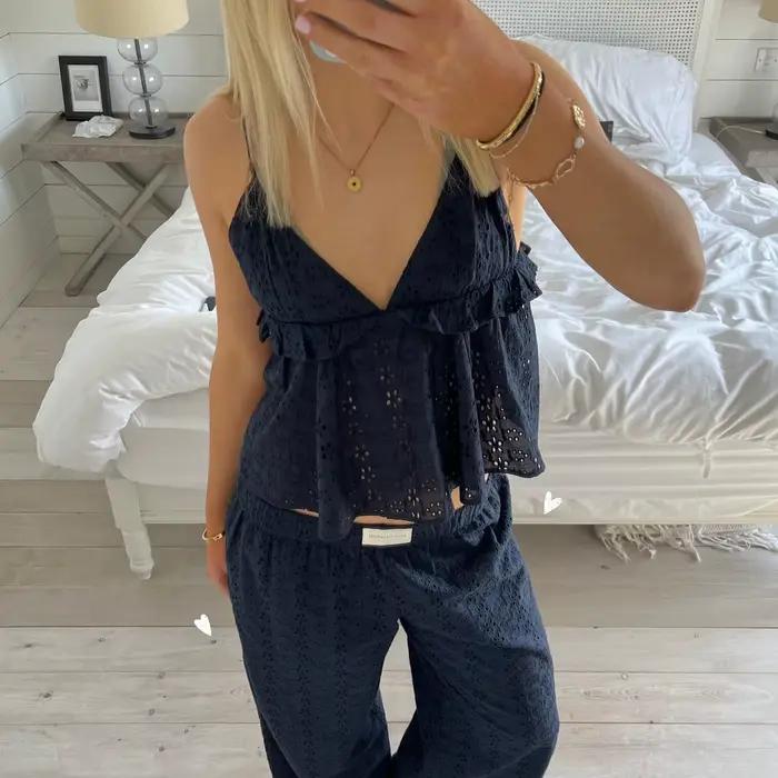 Camisole col en V pour femmes