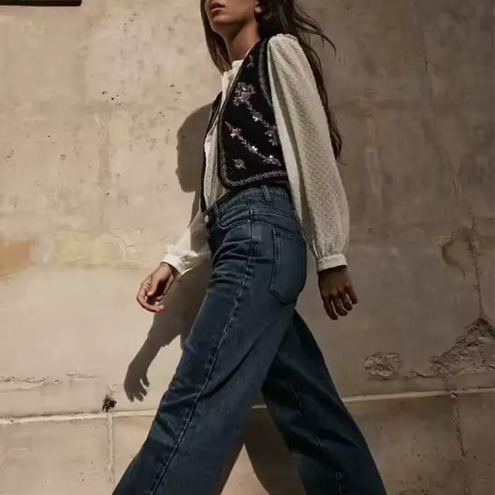 Cardigan Classique en Glaçage Brodé pour Femme