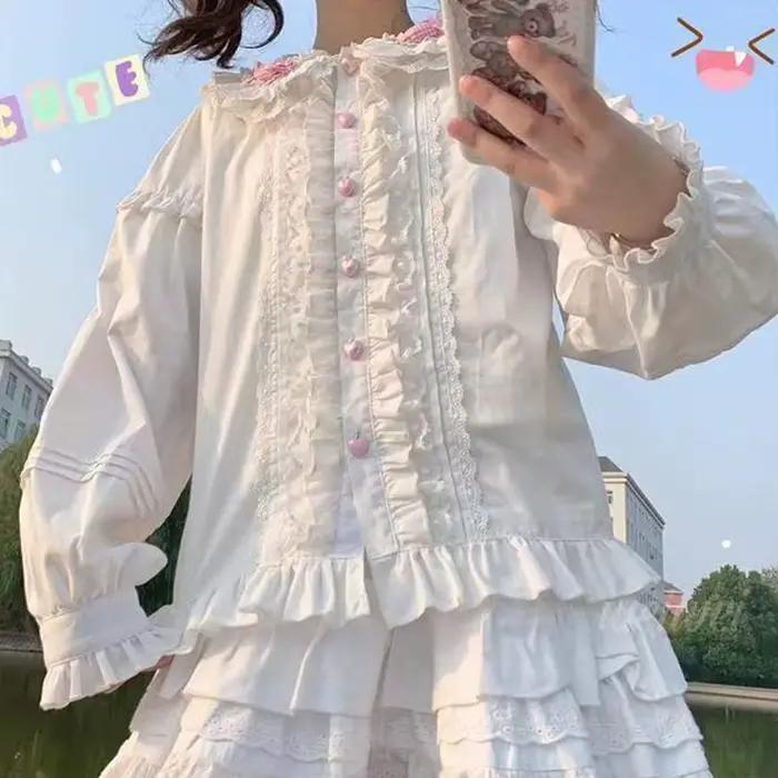Blouse en coton et polyester style Lolita avec col Peter Pan et détails brodés pour femmes, idéale pour soirées et occasions spéciales