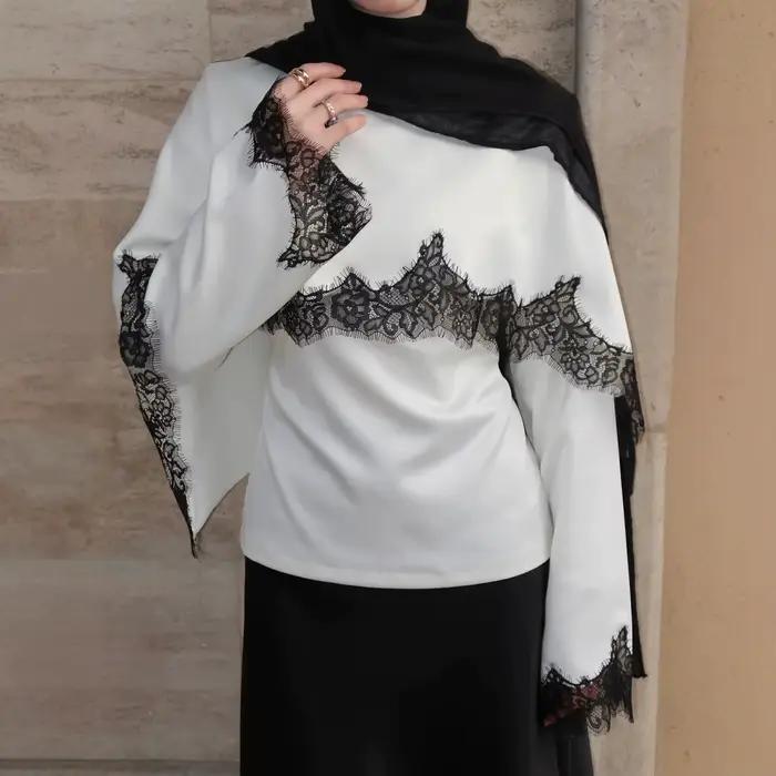 Blouse pour femme, faux deux pièces