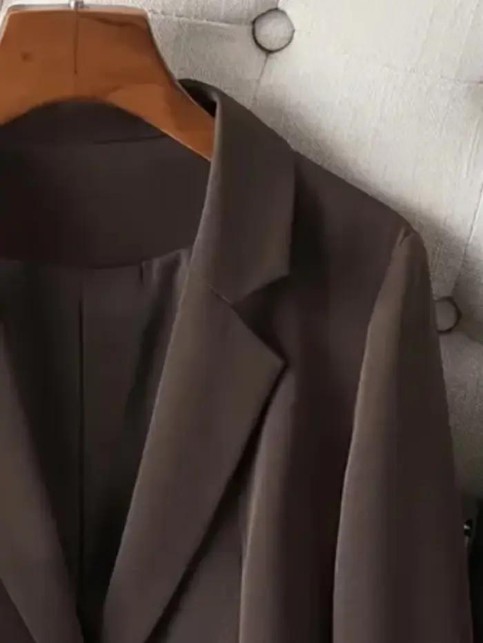 Blazer marron élégant pour femmes