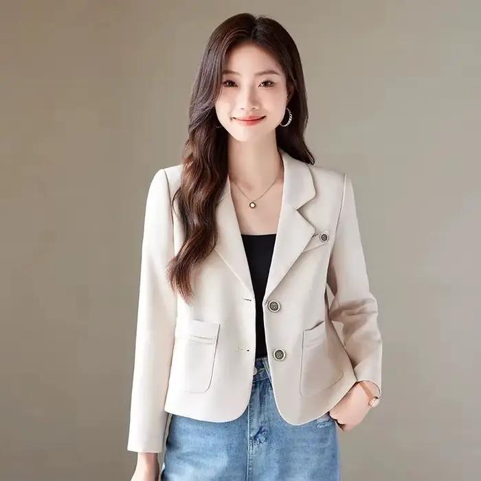 Veste de petit costume blanc cassé pour femmes