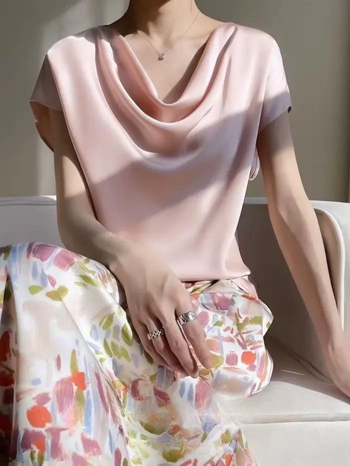 T-shirt en satin de soie pour femme