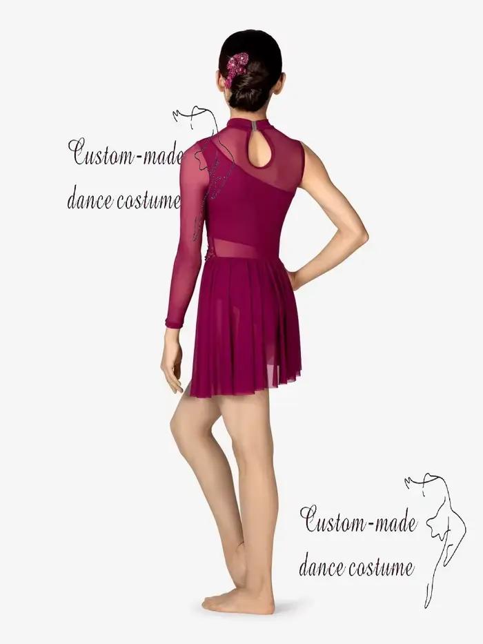 Justaucorps de danse bordeaux à col haut avec une coupe à manches simples et des embellissements de paillettes florales à la taille conçu pour les performances