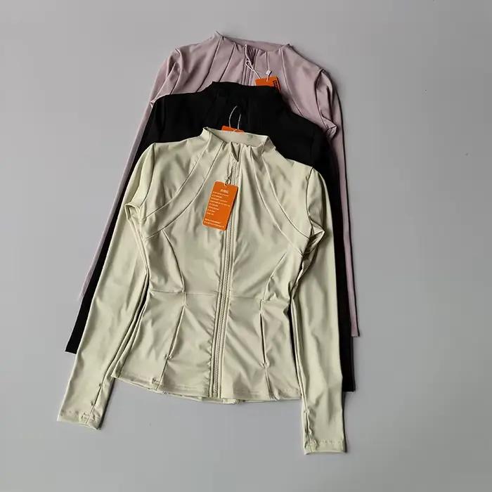 Veste de sport pour femmes