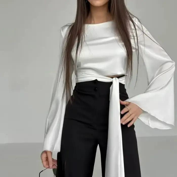 T-shirt à manches longues pour femmes, design de sangle, élégant et moderne pour banquets et soirées d'automne 2025
