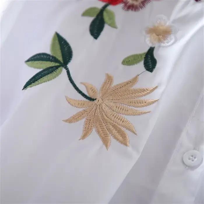 Chemise brodée pour femme