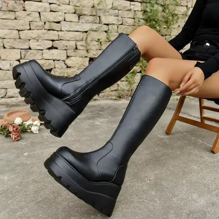Bottes à talons inclinés pour femmes