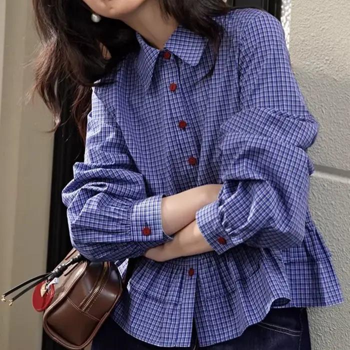 Chemise à carreaux bleue pour femmes