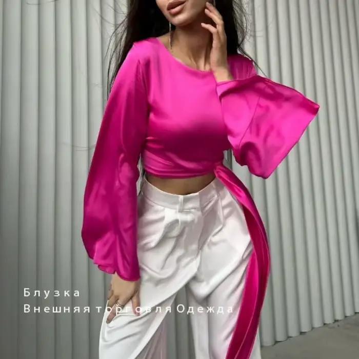 T-shirt à manches longues pour femmes, design de sangle, élégant et moderne pour banquets et soirées d'automne 2025