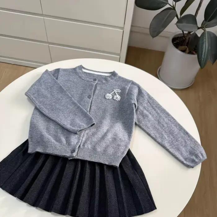 Pull pour filles Marque BP Nouvelle Collection Hiver 2026 Cardigan Bébé Cerise Mignon Hauts pour garçons Vêtements pour