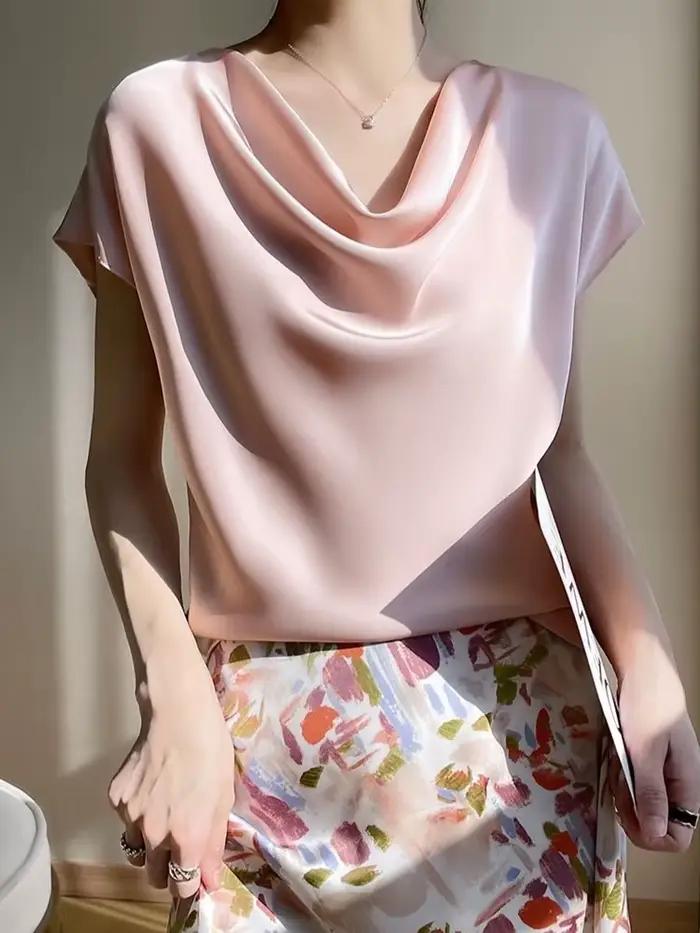 T-shirt en satin de soie pour femme