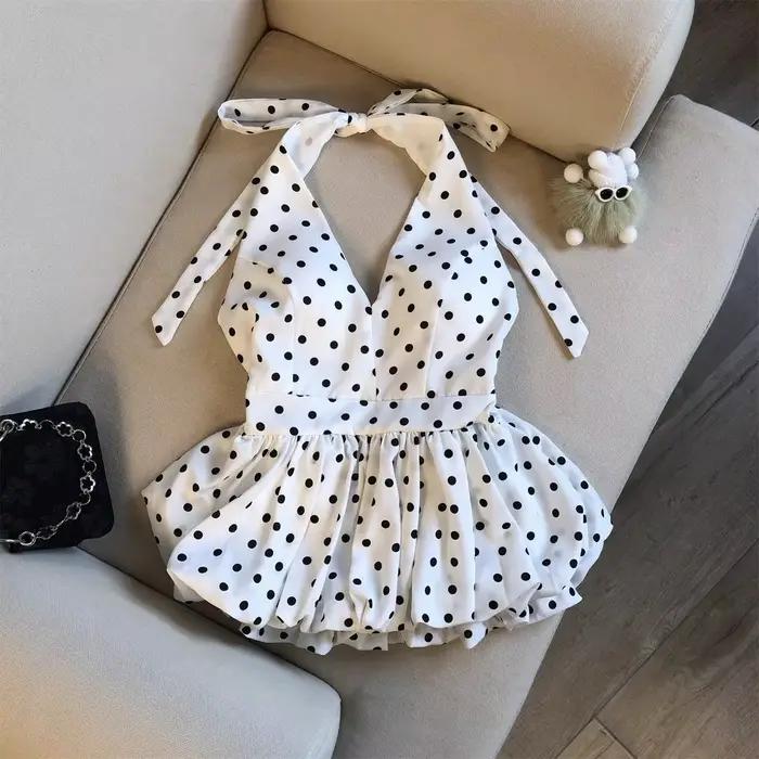 Haut court sans bretelles à col en V à pois style doux et épicé pour femme été occassions spéciales et tenues légères