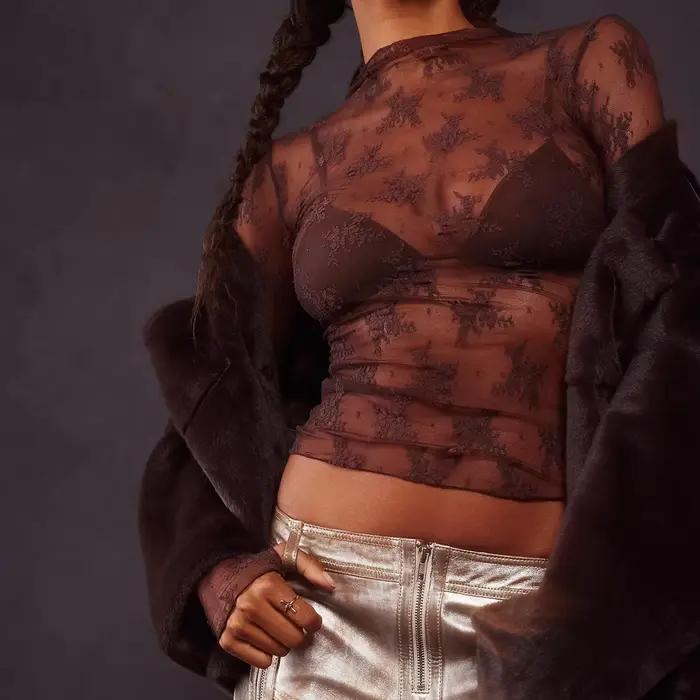 Haut superposé en dentelle pour femme
