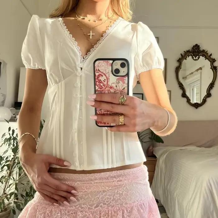 Maemukilabe Style français dentelle garniture culture hauts femmes col en V boutonné Milkmaid Blouse Cottage fée Y2K T-shirt Vintage Streetwear