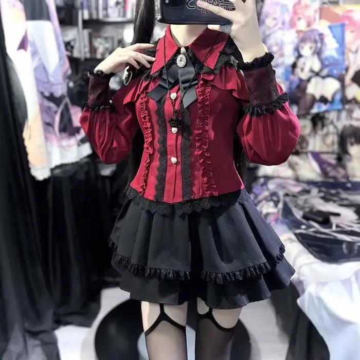 Ensemble deux pièces Yami Kawaii – Chemisier en dentelle et mini jupe