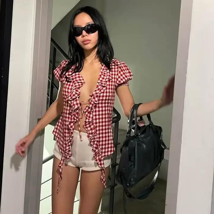 T-Shirt à carreaux rouge pour femmes