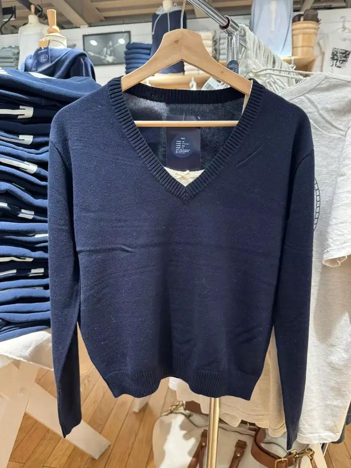 Pull en coton à manches longues et col en V pour femmes