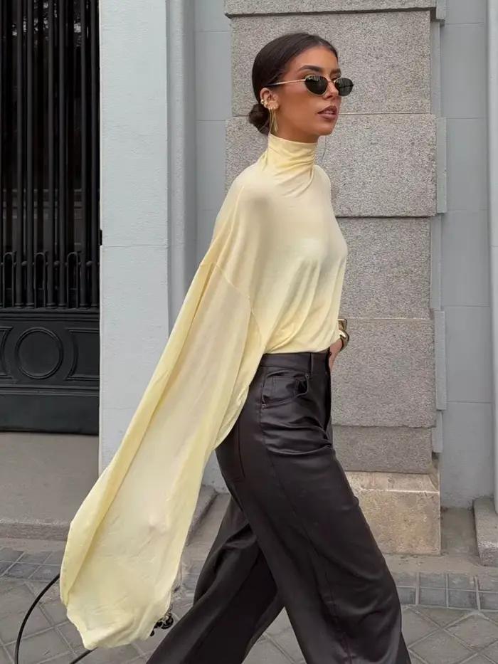 HH Femme 2026 Printemps Mode Haut Polyvalent à Col Montant et Drapé Asymétrique Chic Élégant Coupe Slim Style Urbain Décontracté pour le Quotidien
