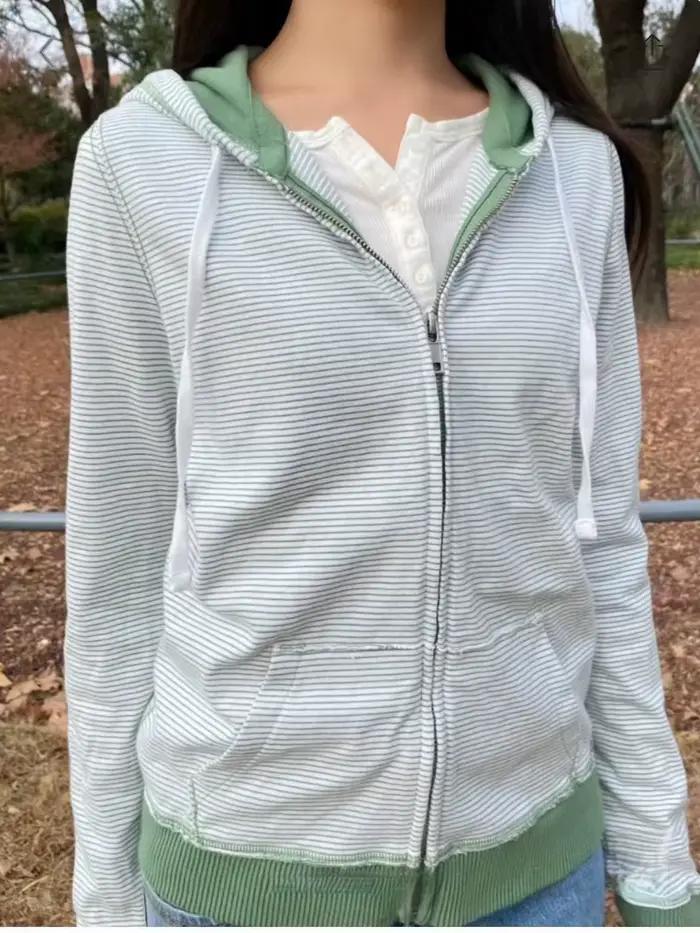 Sweatshirt rayé vert pour femmes, coton polyester à capuche, style vintage décontracté pour automne sorties nocturnes
