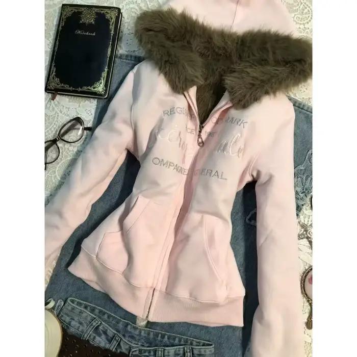 High Street esthétique Design Sense Niche américain Vintage rose velours chaud veste à capuche hiver nouveau haut à la mode femmes manteaux