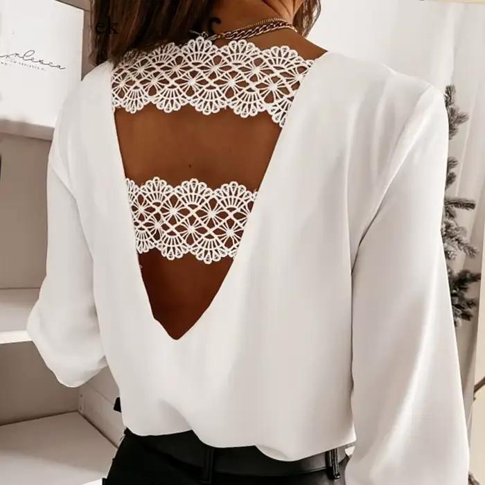 Pull en dentelle creuse à la mode