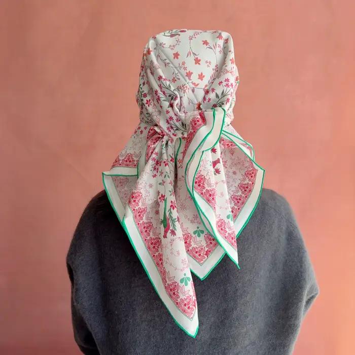 Foulard en soie 90x90 de luxe