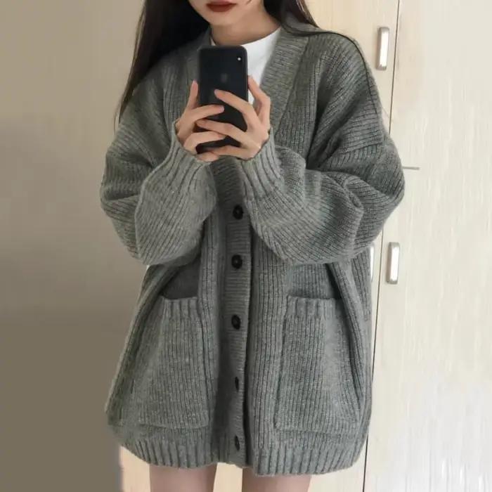 Cardigan en tricot doux et cireux gris pour femme, style rétro décontracté pour le début de l'automn
