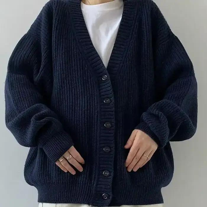 Pull bleu marine pour femme, haut tricoté à col en v, Cardigan à boutons, nouvelle collection hiver